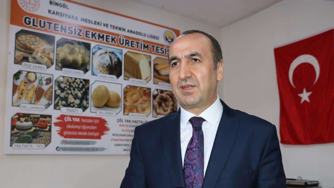 Yücel, Meslek Lisemiz Glütensiz Ekmek Üretimi İle Türkiye'de İlk Olma Özelliğini Taşıyor
