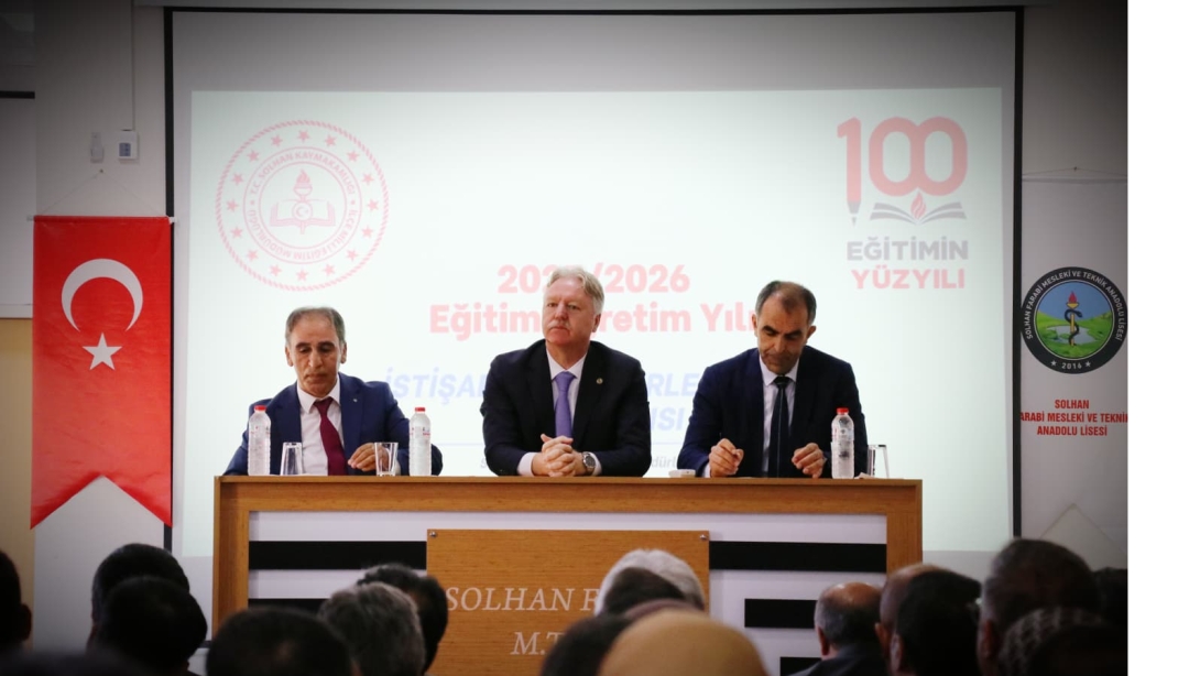 İl Müdürümüz Mustafa Özel Solhan'da Eğitim Toplantısına Katıldı